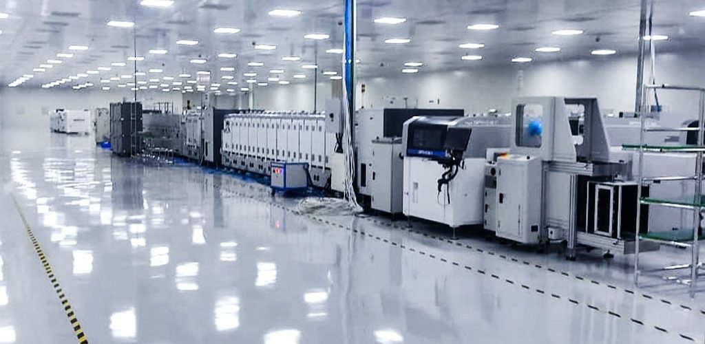 PUF Panels Installed for Electronic Manufacturing Facility